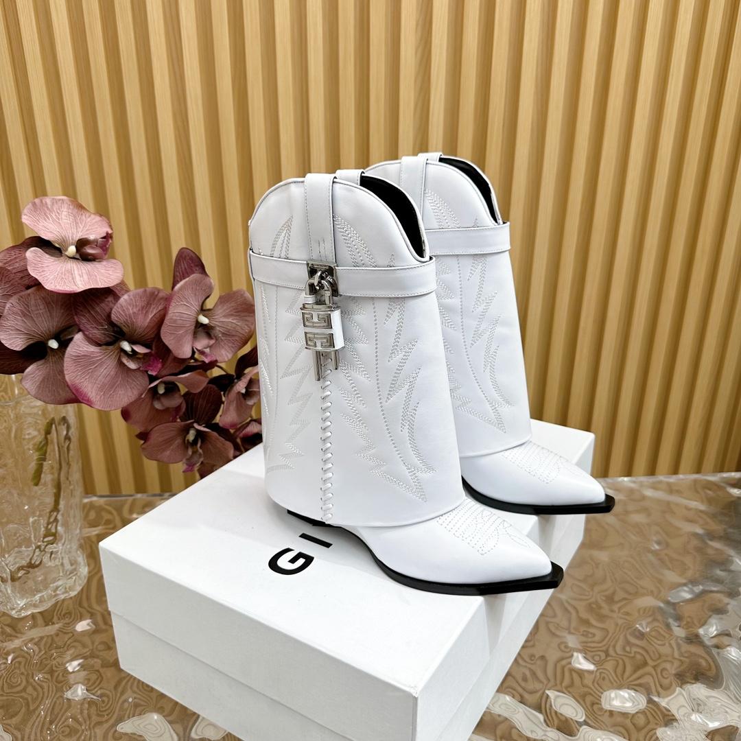 Givenchy Shark Lock Cowboy Ankle Boots In Leather - EUR FASHION