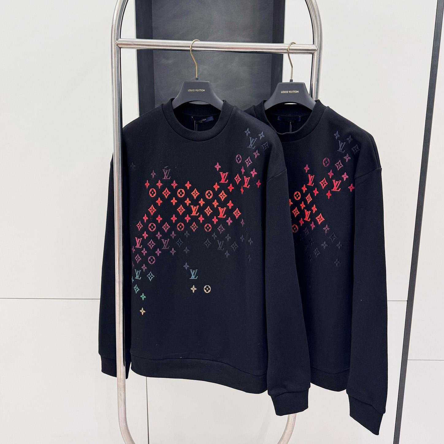 Louis Vuitton Monogram Sweatshirt - EUR FASHION