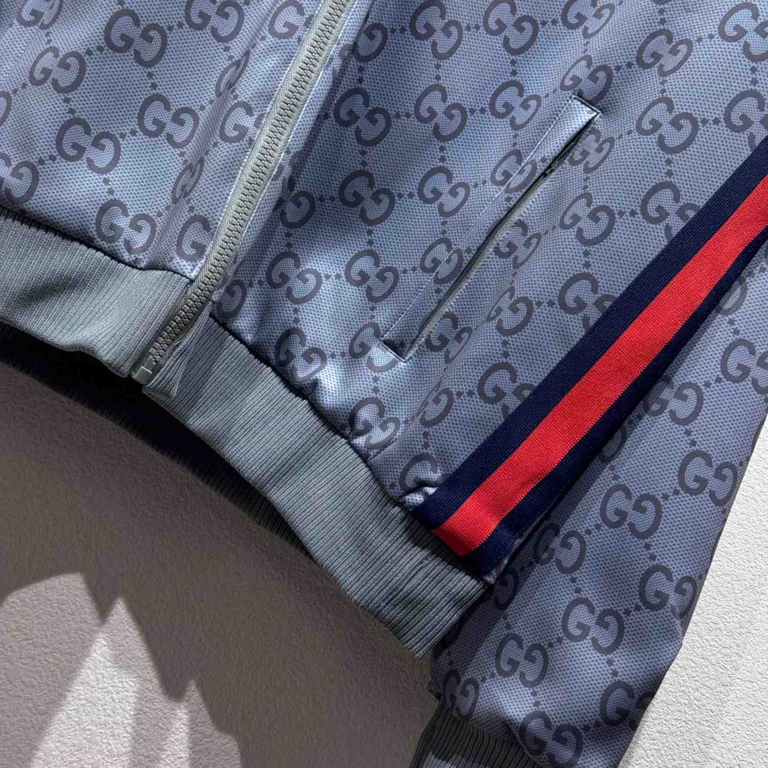 Gucci Jumbo GG Zip Jacket With Web - EUR FASHION