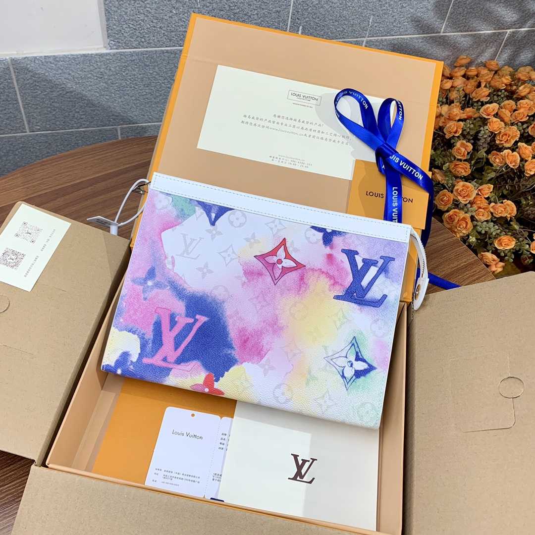 Louis Vuitton Pochette Voyage Monogram Watercolor  26x20x5cm - EUR FASHION