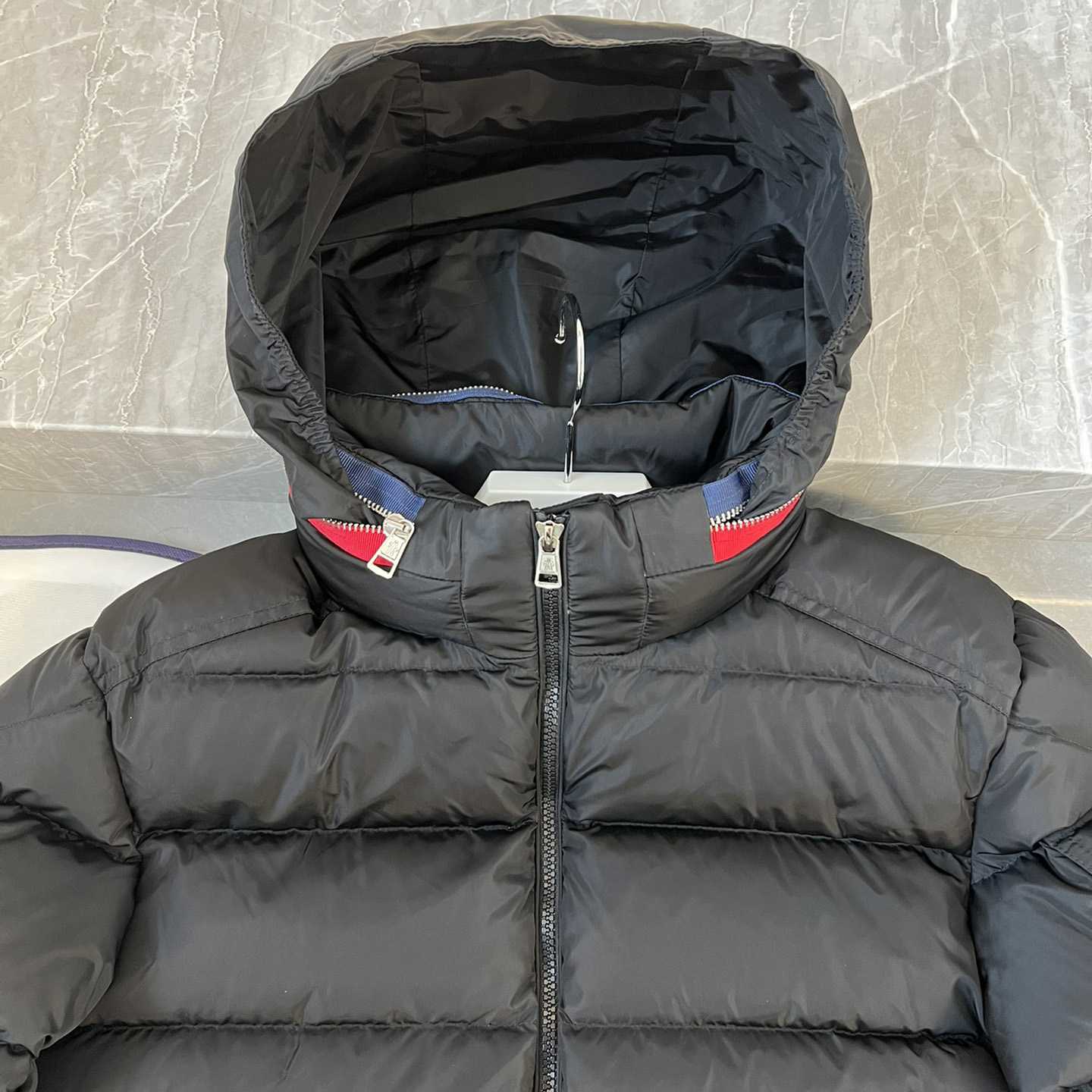 Moncler Bourne Short Down Jacket - EUR FASHION