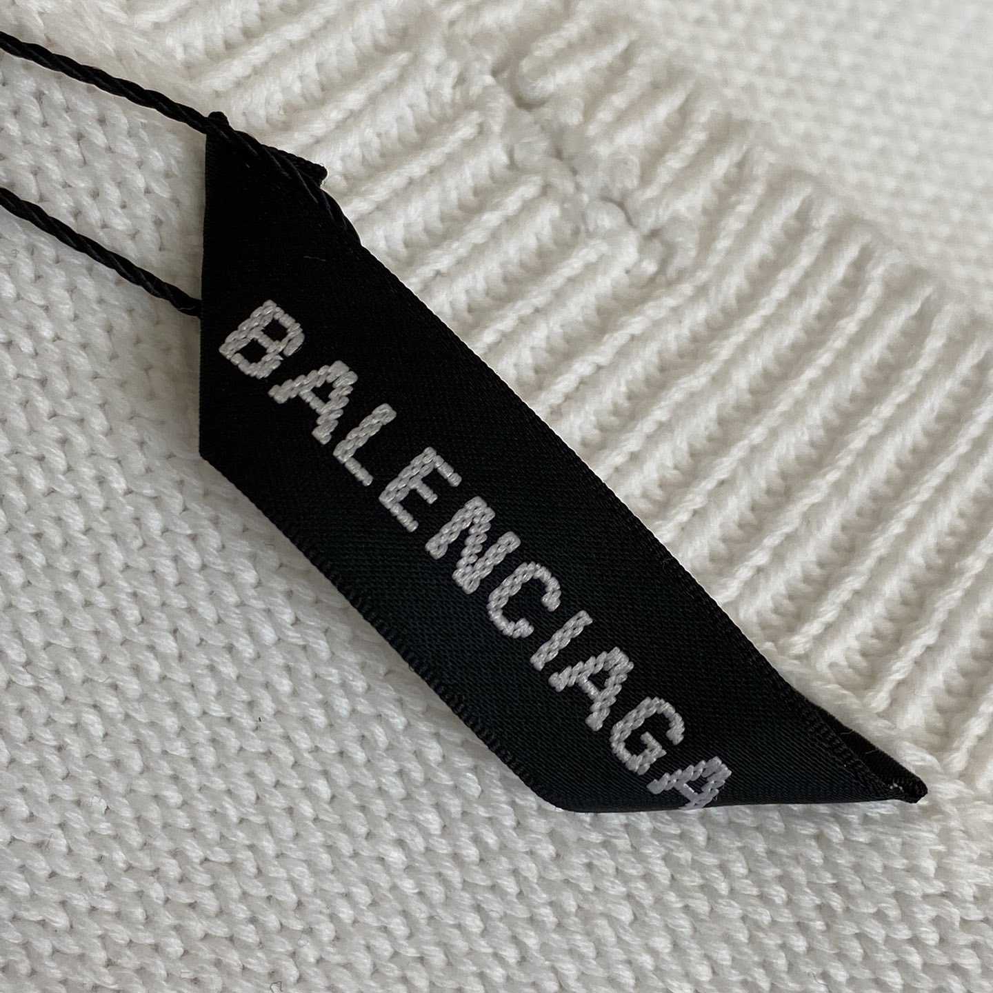 Balenciaga Logo-embossed Sweatshirt - EUR FASHION