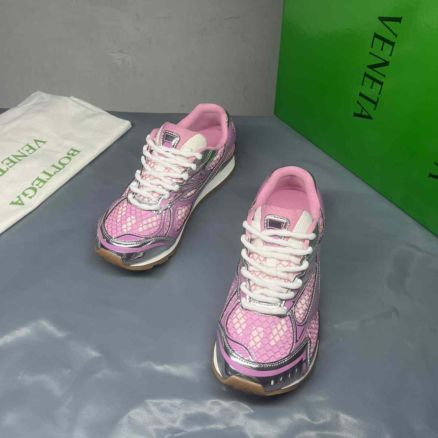 Bottega Veneta Orbit Sneaker  - EUR FASHION