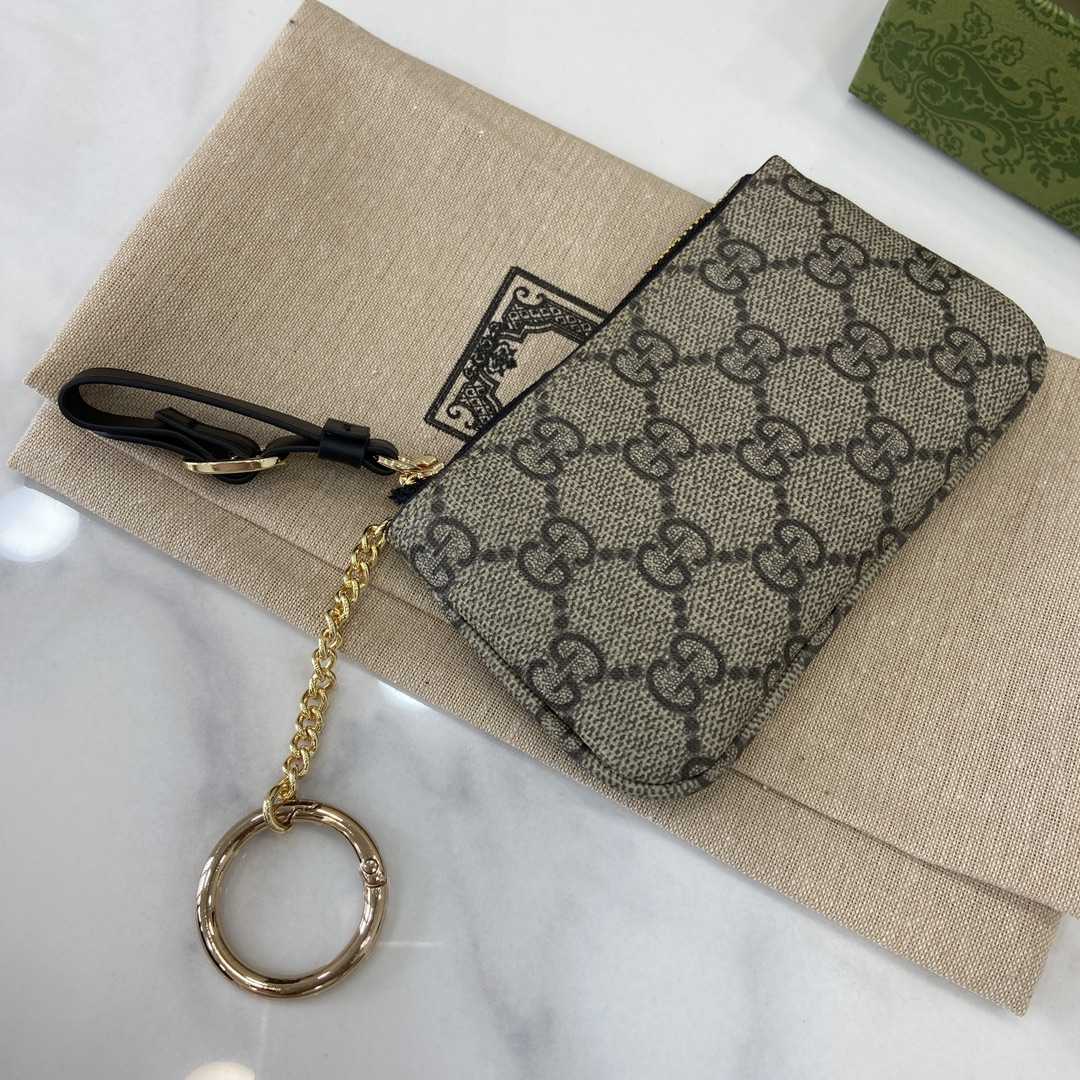 Gucci GG Emblem Key Case - EUR FASHION