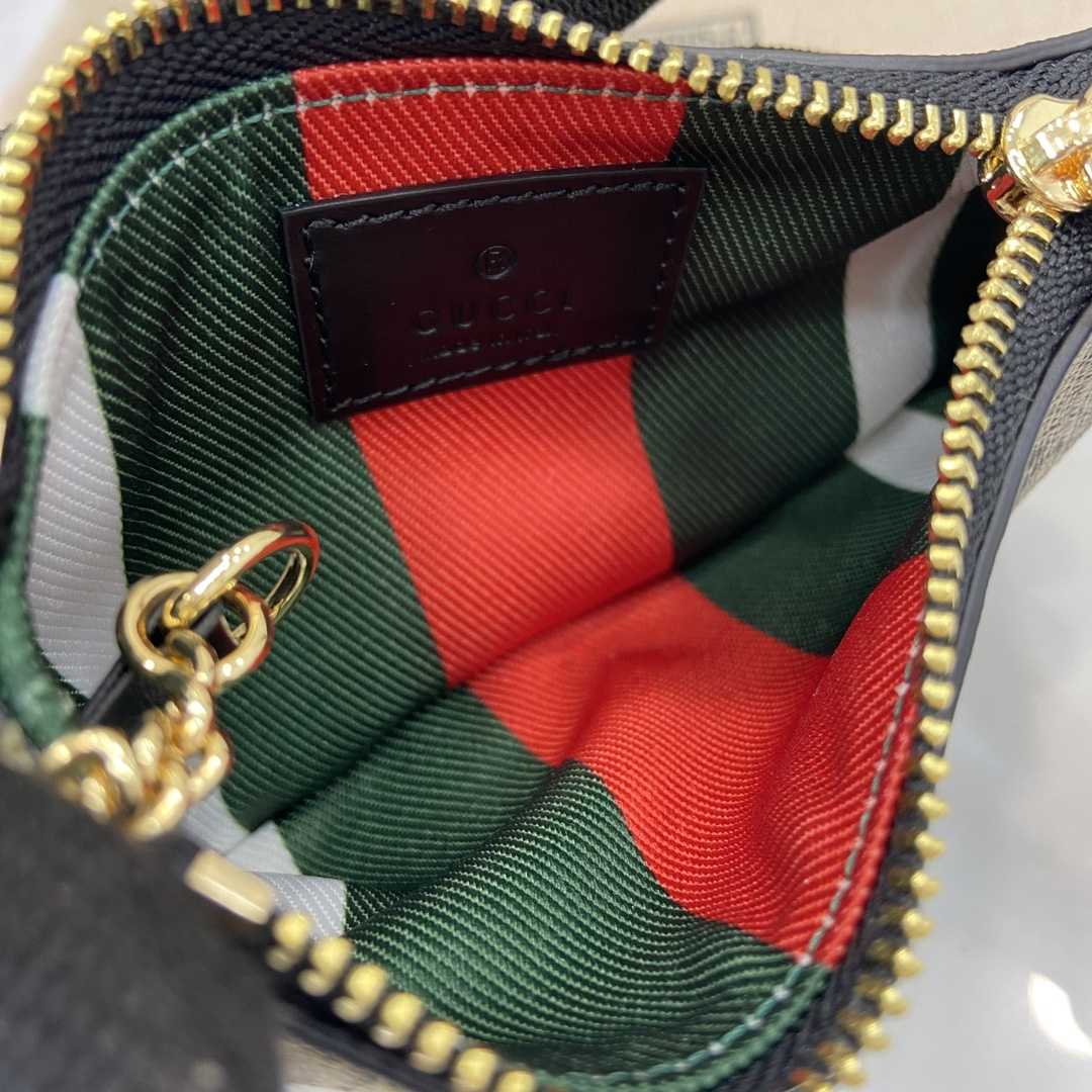 Gucci GG Emblem Key Case - EUR FASHION