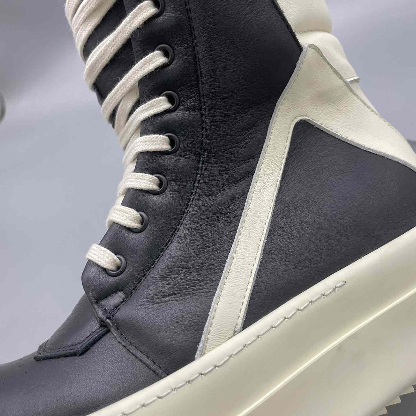 Rick Owens High-Top Sneakers - EUR FASHION