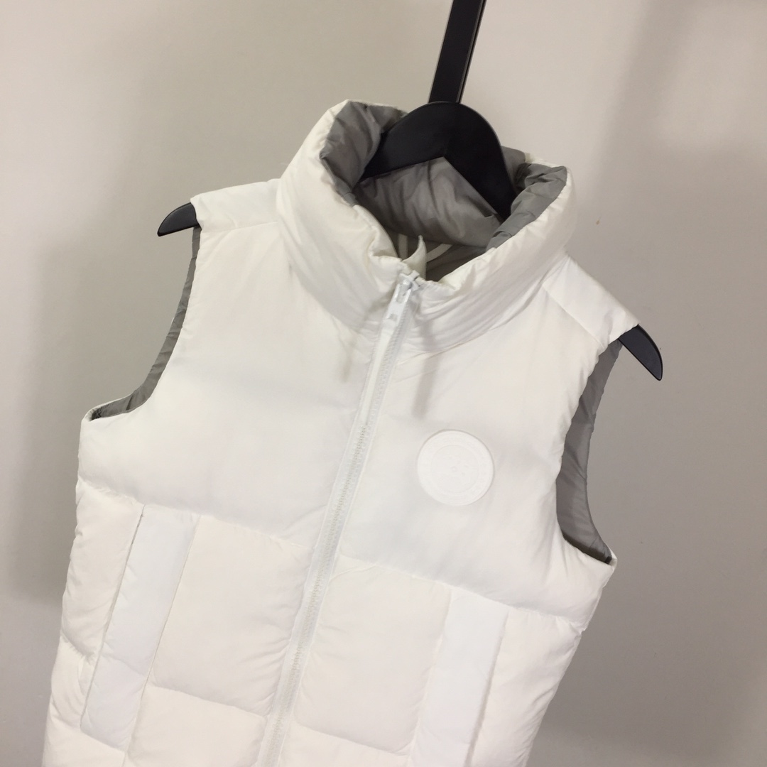 Canada Goose Down Vest - EUR FASHION