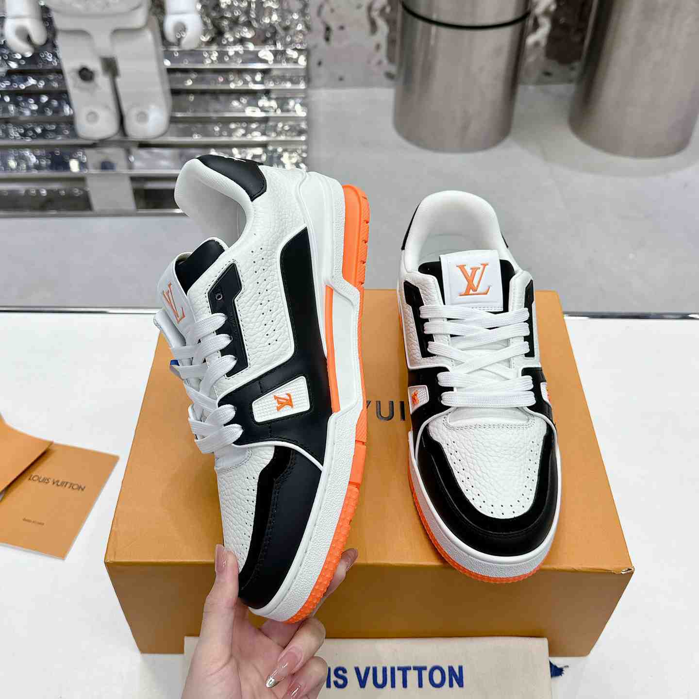 Louis Vuitton LV Trainer Sneaker  1ADDZY - EUR FASHION