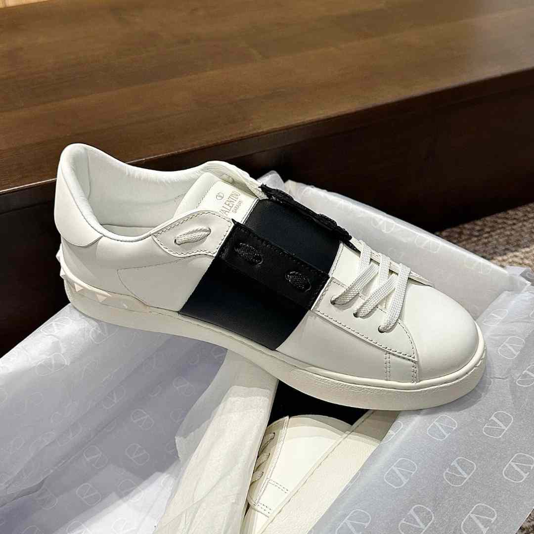 Valenti Leather Sneakers - EUR FASHION