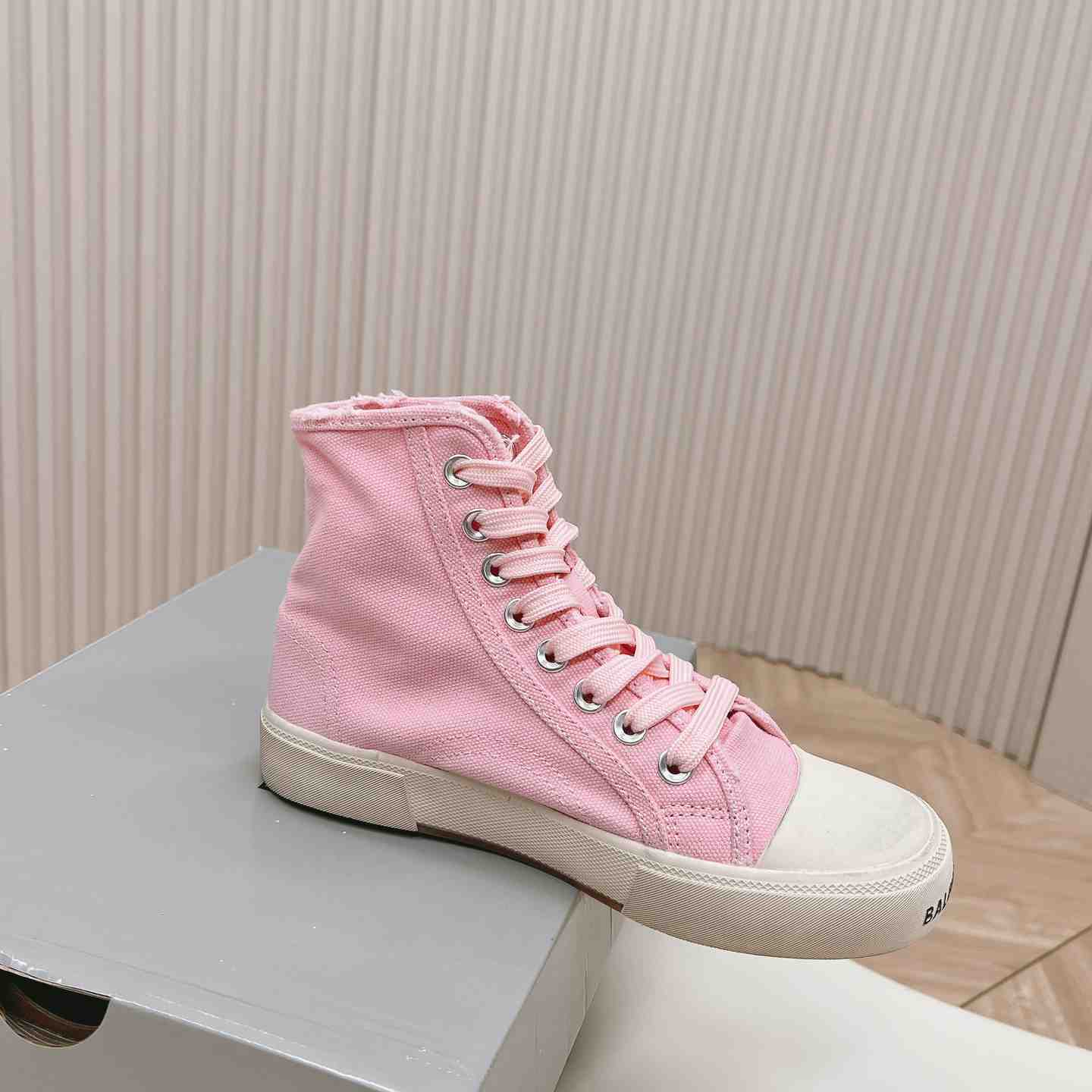 Balenciaga Paris High Top Sneakers - EUR FASHION