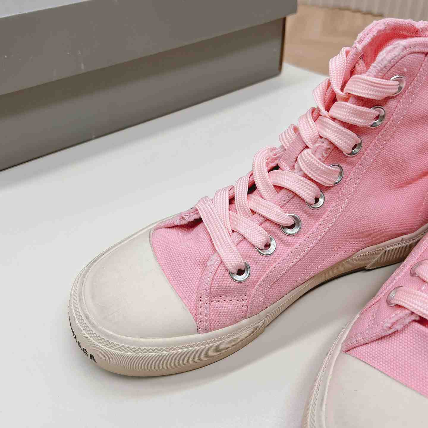 Balenciaga Paris High Top Sneakers - EUR FASHION