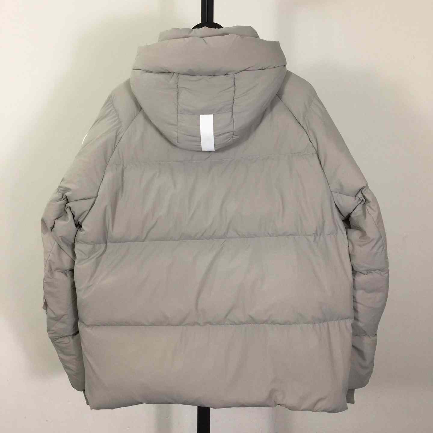 Canada Goose Hooded Jacket - EUR FASHION