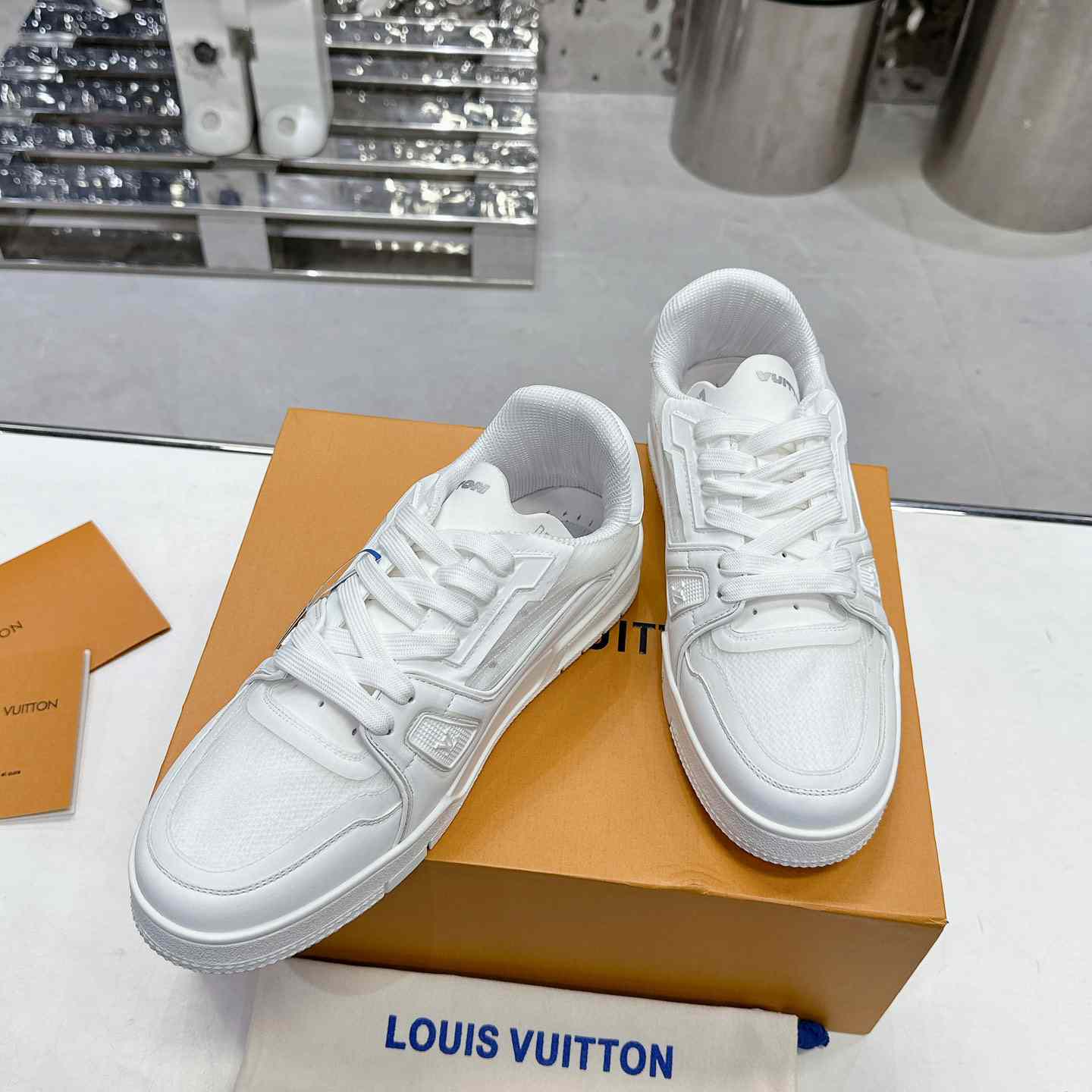 Louis Vuitton LV Trainer Sneaker   1AD6T4 - EUR FASHION