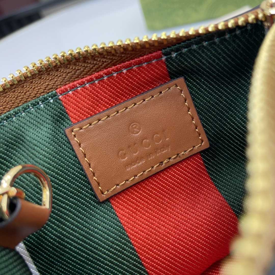 Gucci GG Emblem Key Case - EUR FASHION