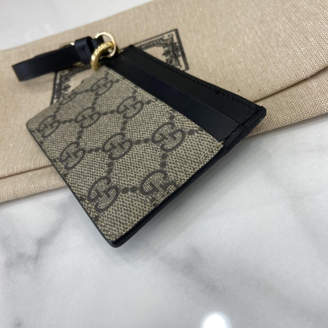 Gucci GG Emblem Card Case With Strap - EUR FASHION