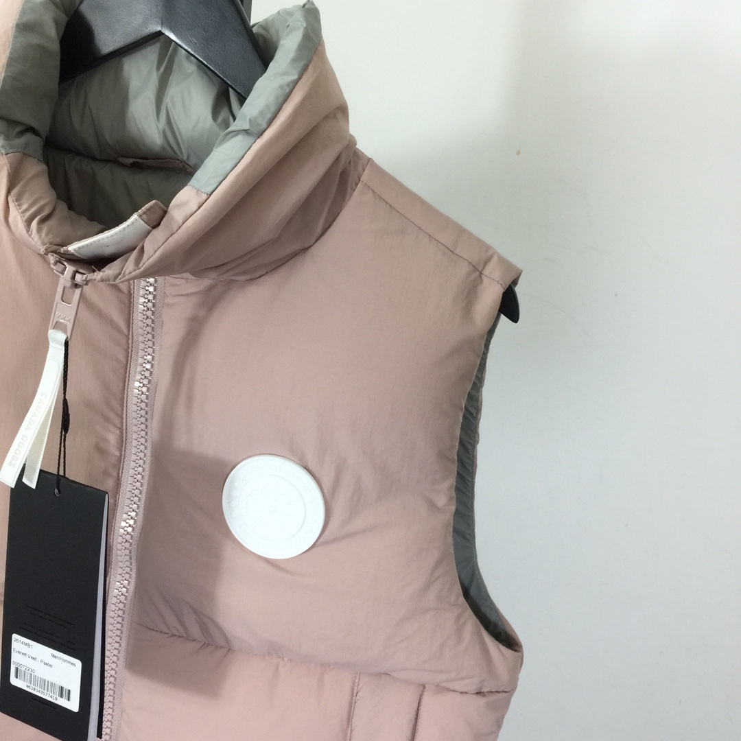 Canada Goose Down Vest - EUR FASHION