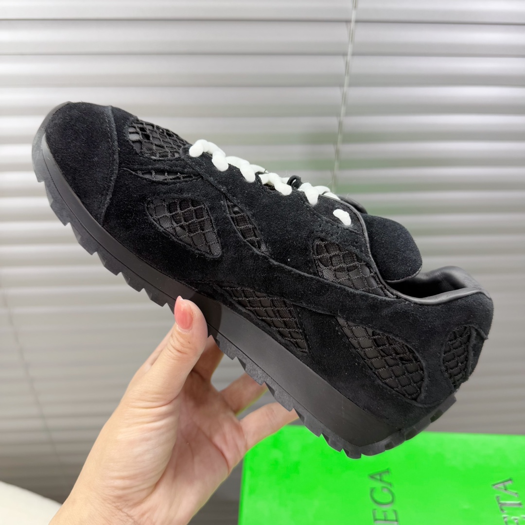 Bottega Veneta Orbit Sneaker  - EUR FASHION