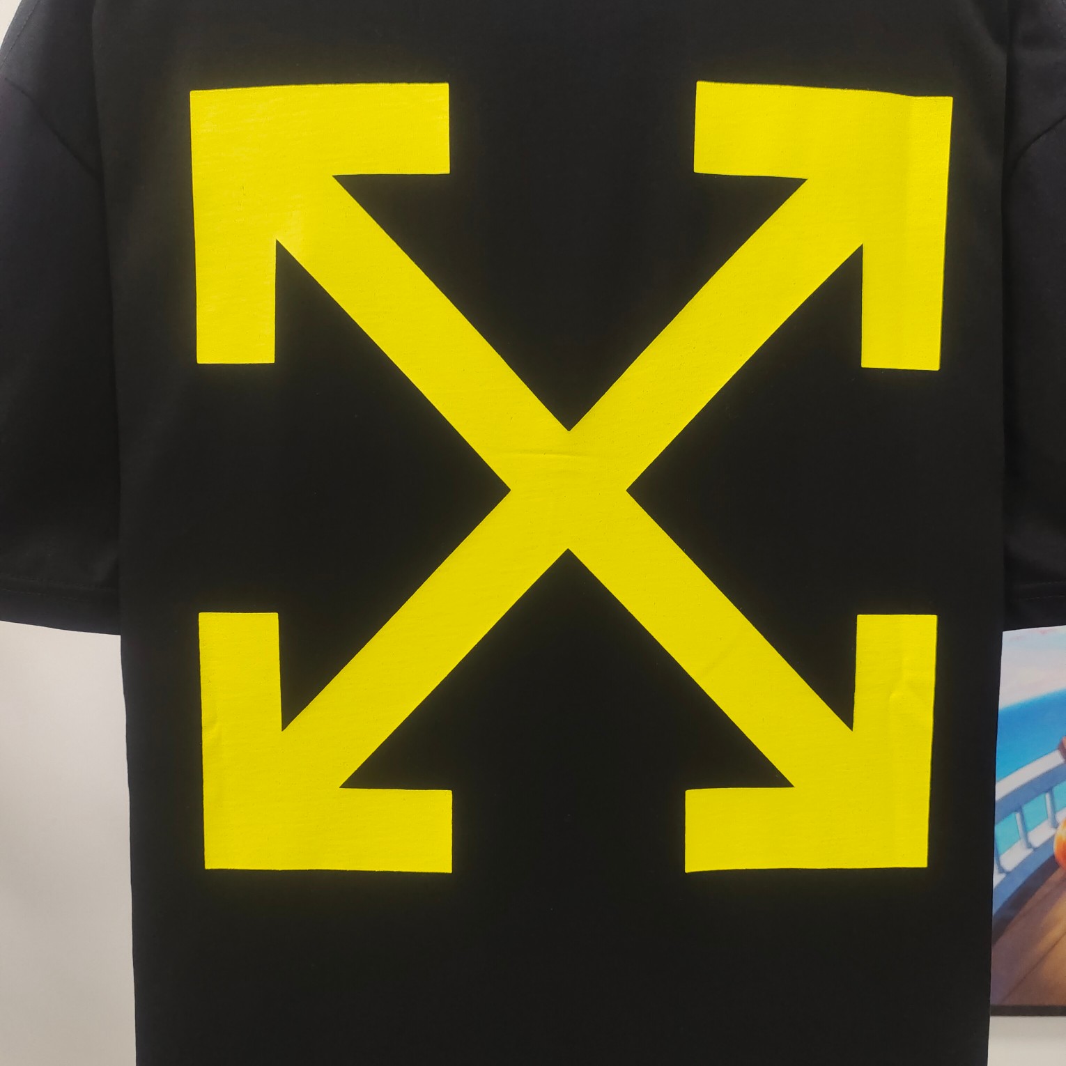 Off-White T-Shirt - EUR FASHION