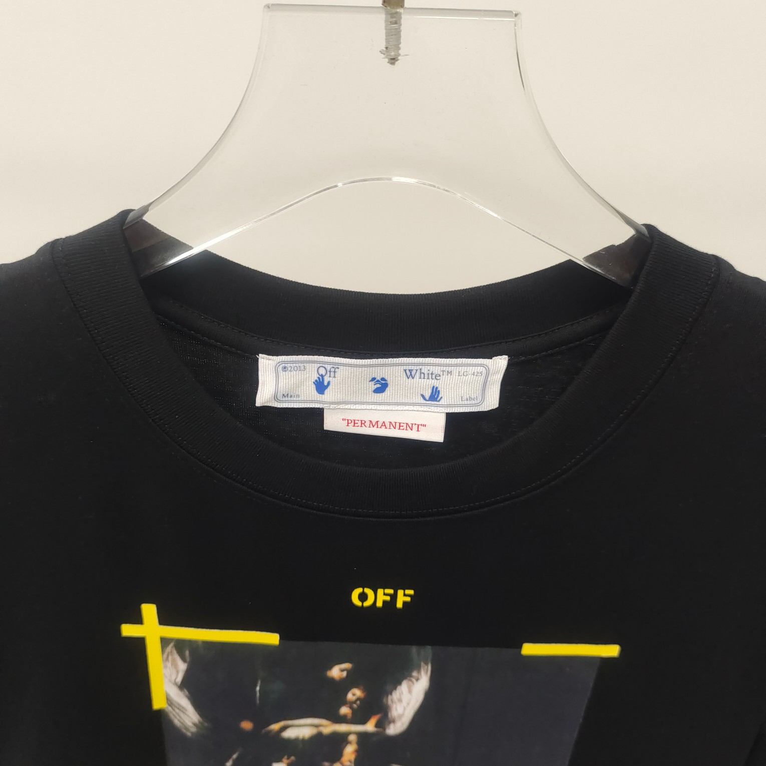 Off-White T-Shirt - EUR FASHION