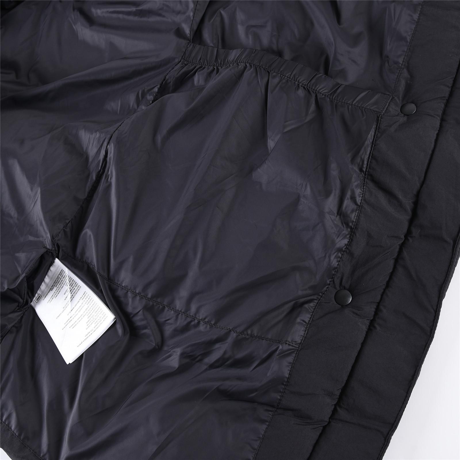 Canada Goose Hooded Down Parka - EUR FASHION