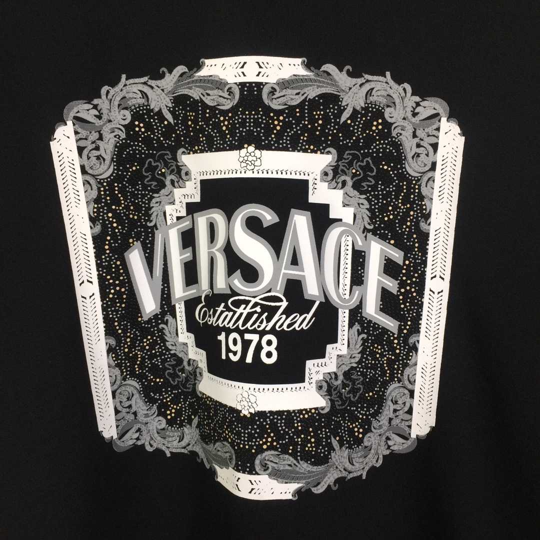Versace Cotton T-shirt - EUR FASHION