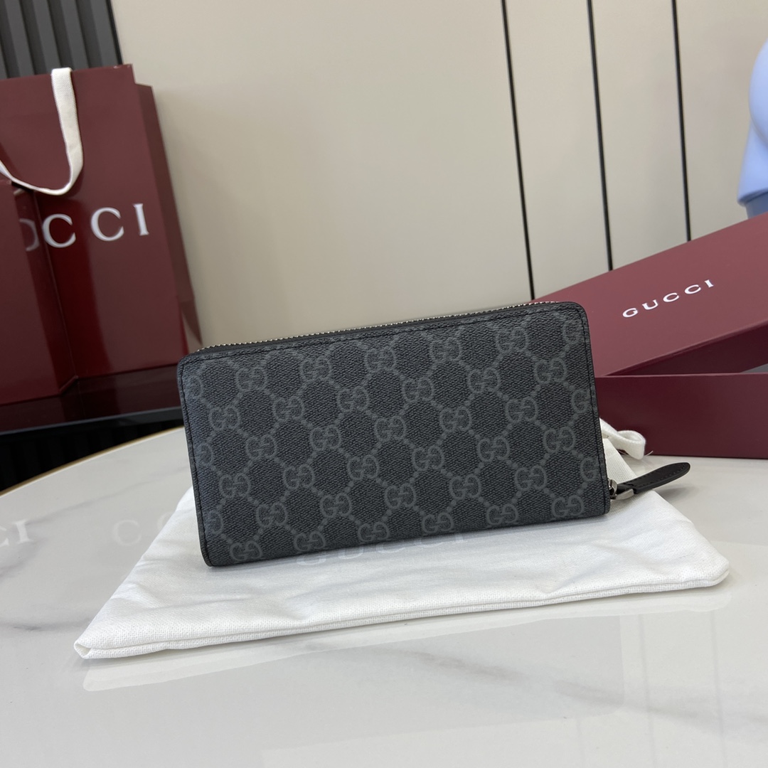 Gucci GG Emblem Around Wallet - EUR FASHION
