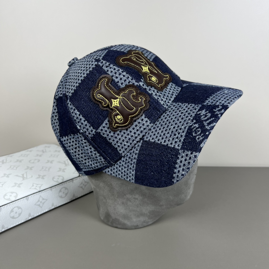 Louis Vuitton Washed 3D Cap  - EUR FASHION