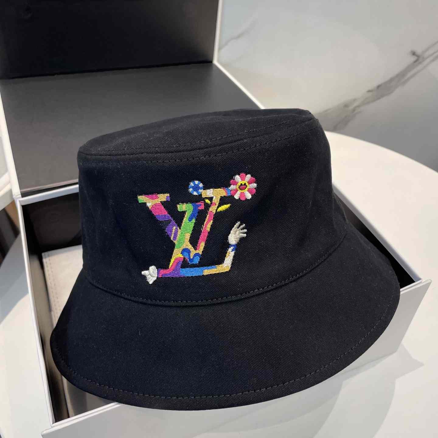 Louis Vuitton LV x TM Reversible Superflat Bucket Hat   M7985 - EUR FASHION