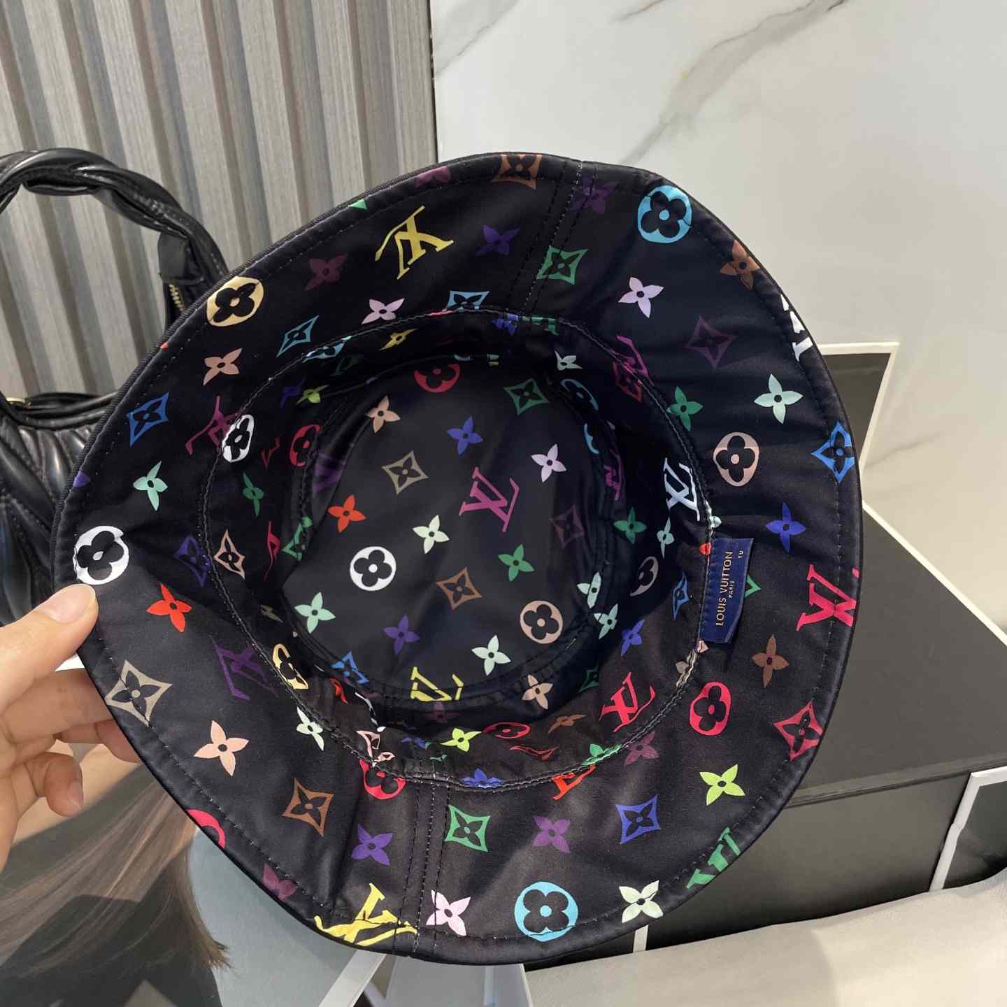 Louis Vuitton LV x TM Reversible Superflat Bucket Hat   M7985 - EUR FASHION