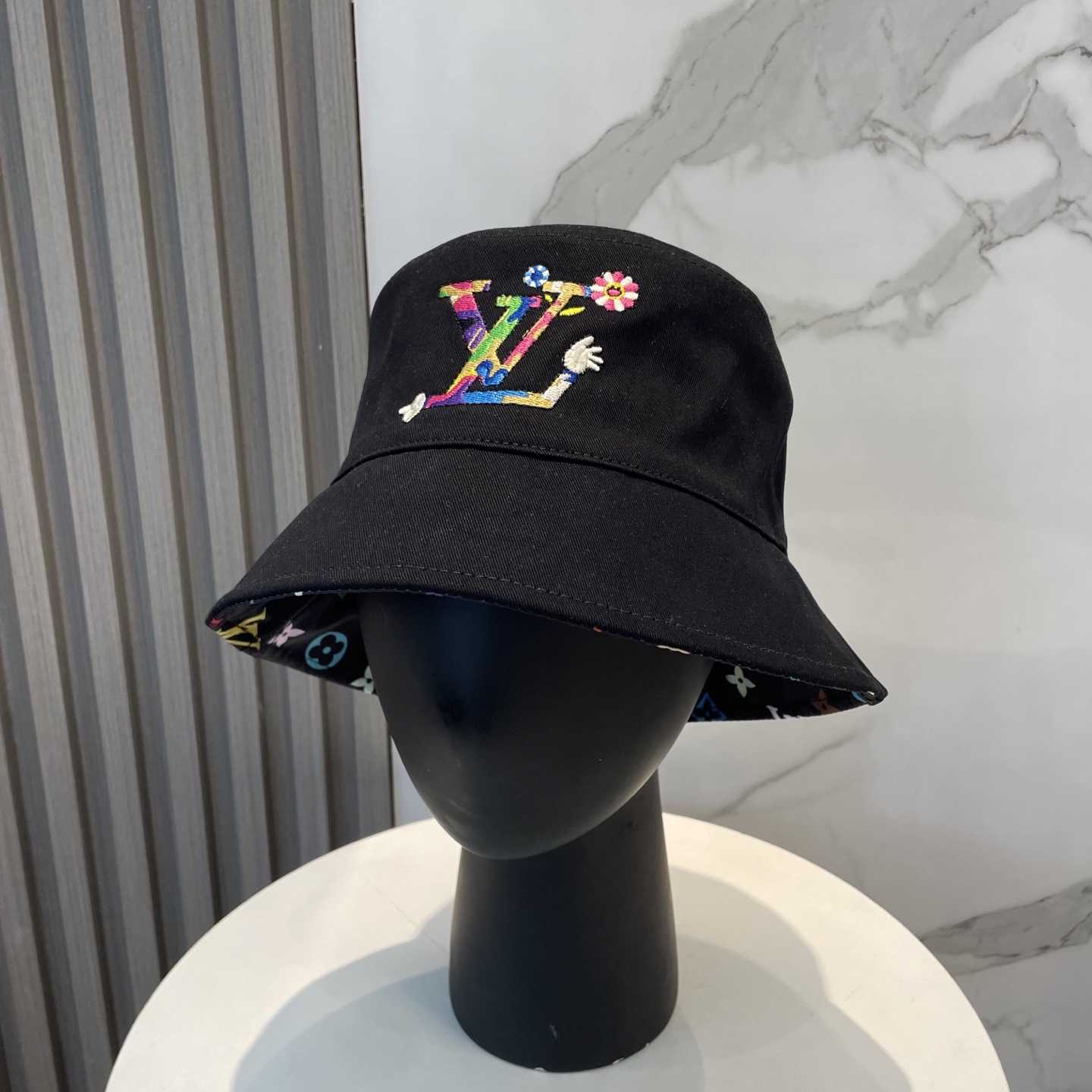 Louis Vuitton LV x TM Reversible Superflat Bucket Hat   M7985 - EUR FASHION