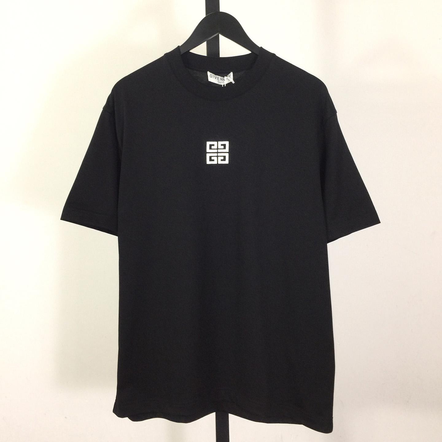 Givenchy 4G T-shirt In Cotton - EUR FASHION