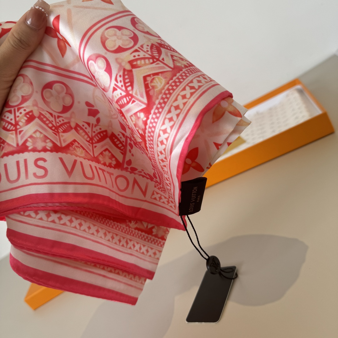 Louis Vuitton LV Tiles Square 90  M77219 - EUR FASHION