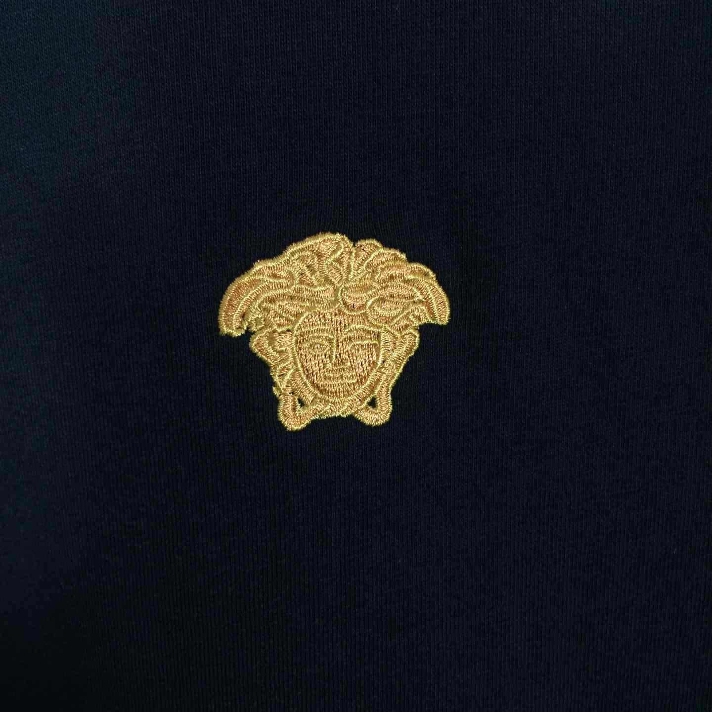 Versace Medusa T-shirt  - EUR FASHION
