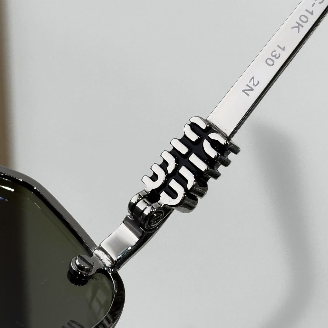 Miu Miu Miu Nocturne Sunglasses   MUA50S - EUR FASHION