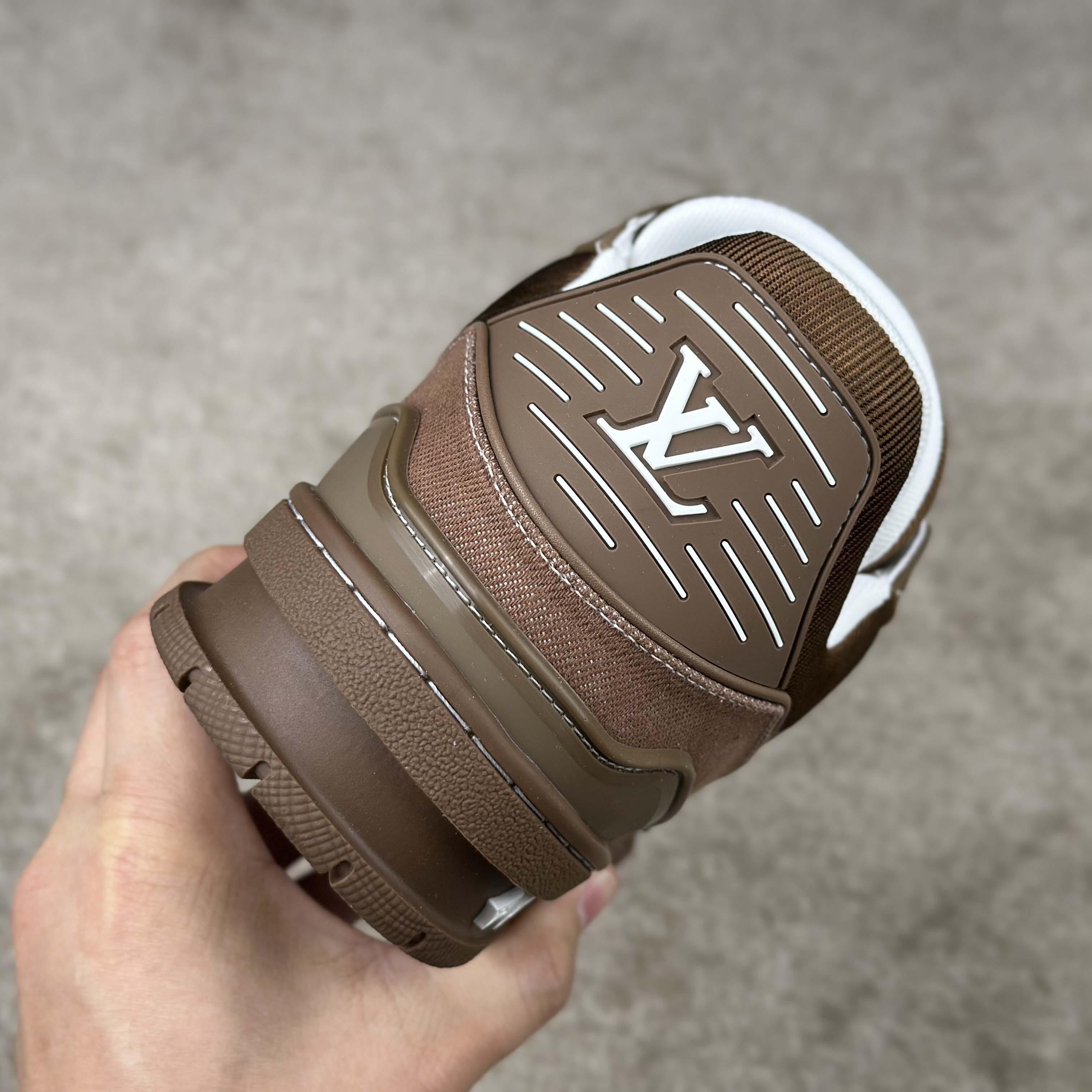 Louis Vuitton LV Trainer Sneaker   1AHT23 - EUR FASHION