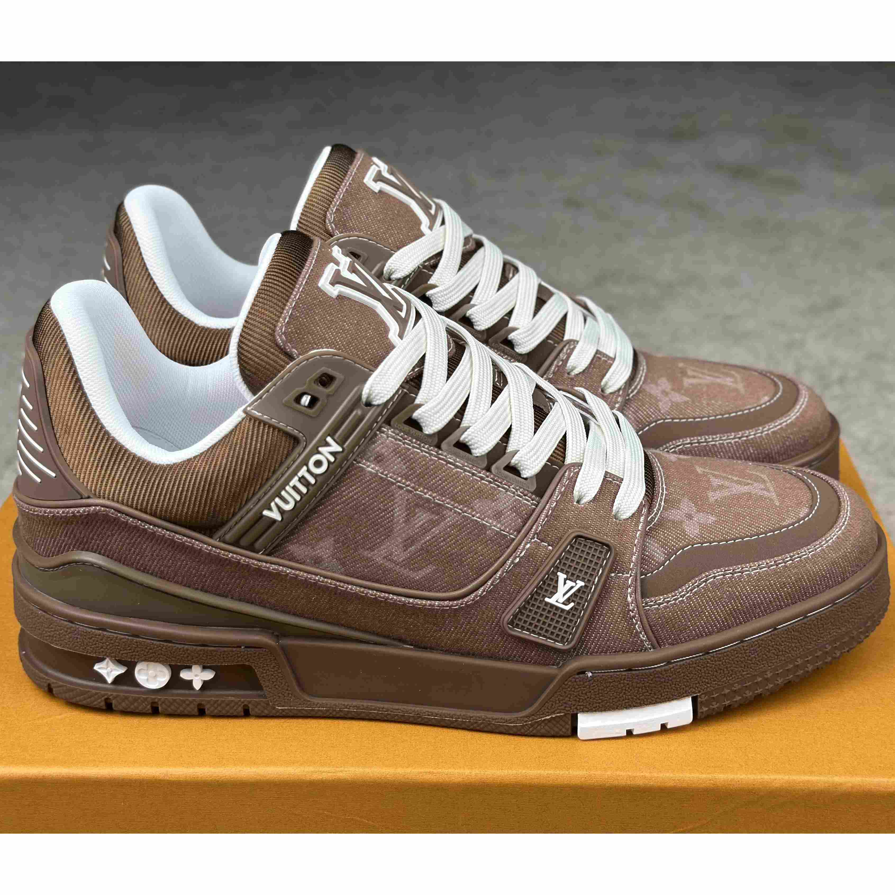 Louis Vuitton LV Trainer Sneaker   1AHT23 - EUR FASHION
