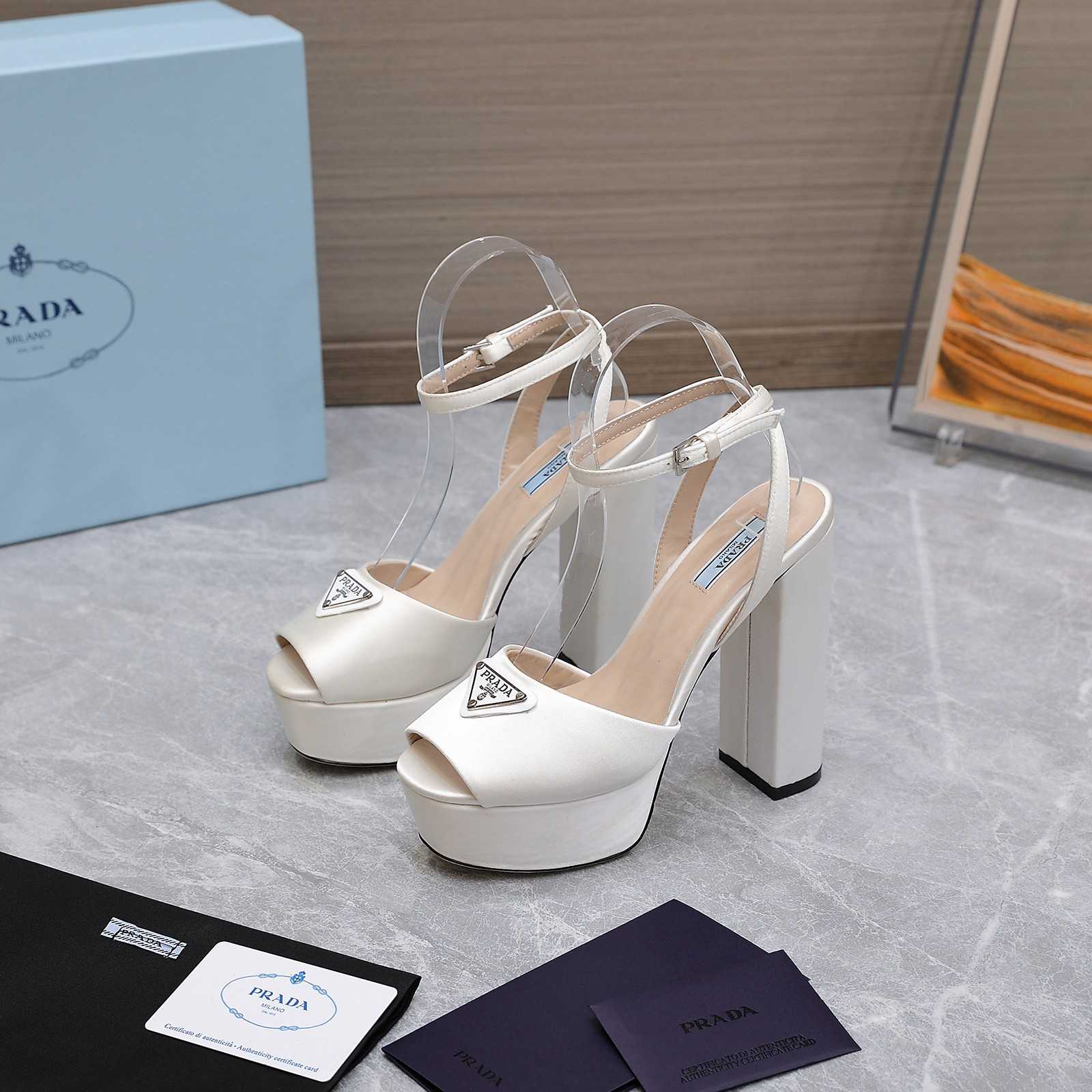 Prada Patent Platform Sanda  13cm - EUR FASHION