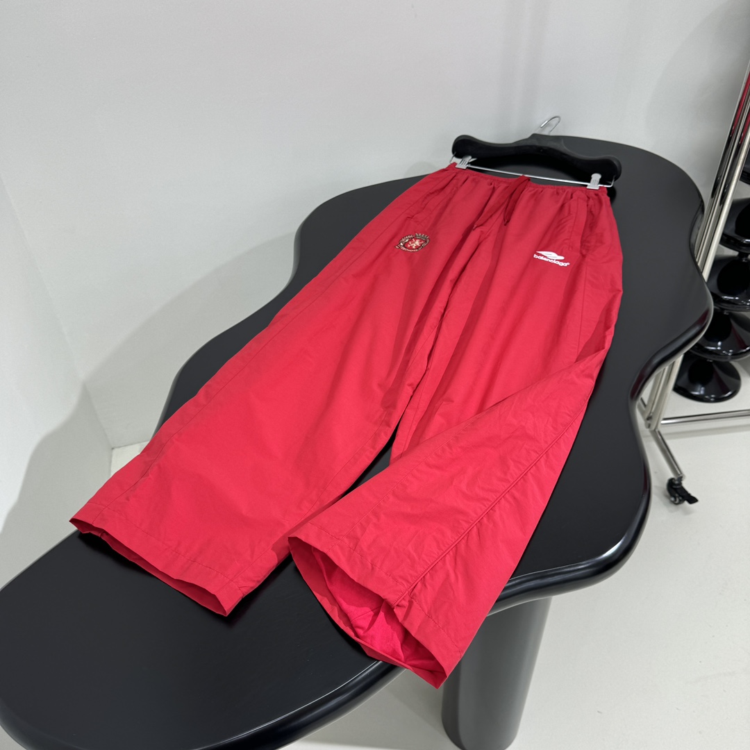 Balenciaga Paris Soccer Tracksuit Pant In Red - EUR FASHION