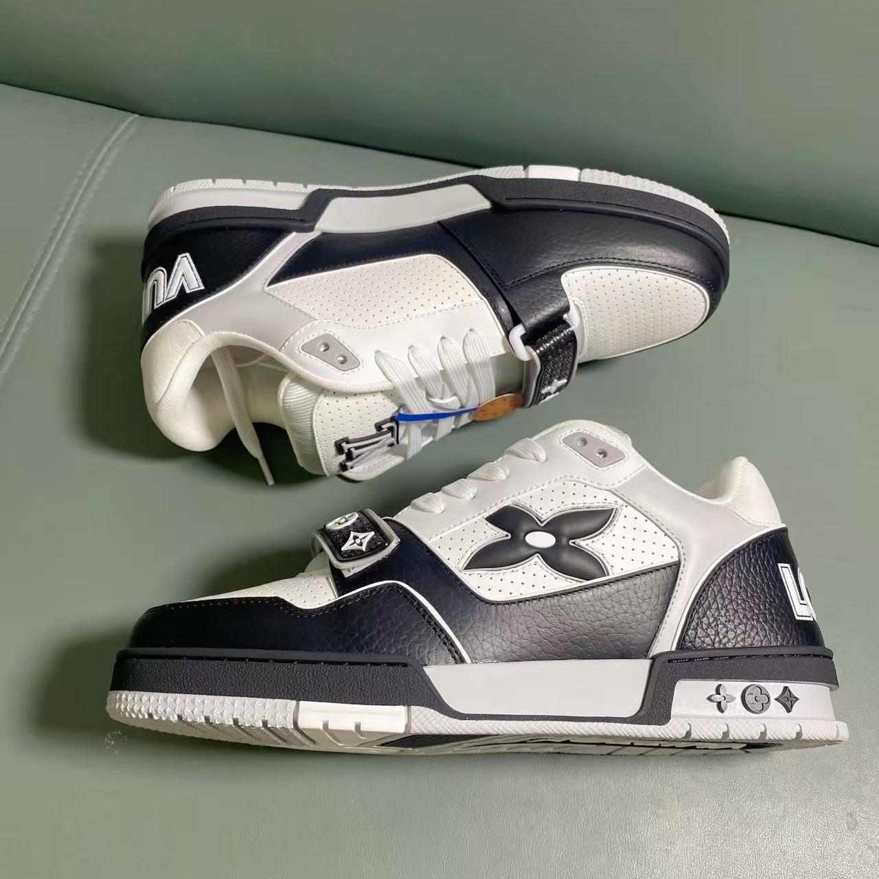Louis Vuitton LV Trainer Sneaker   1AHTDF - EUR FASHION