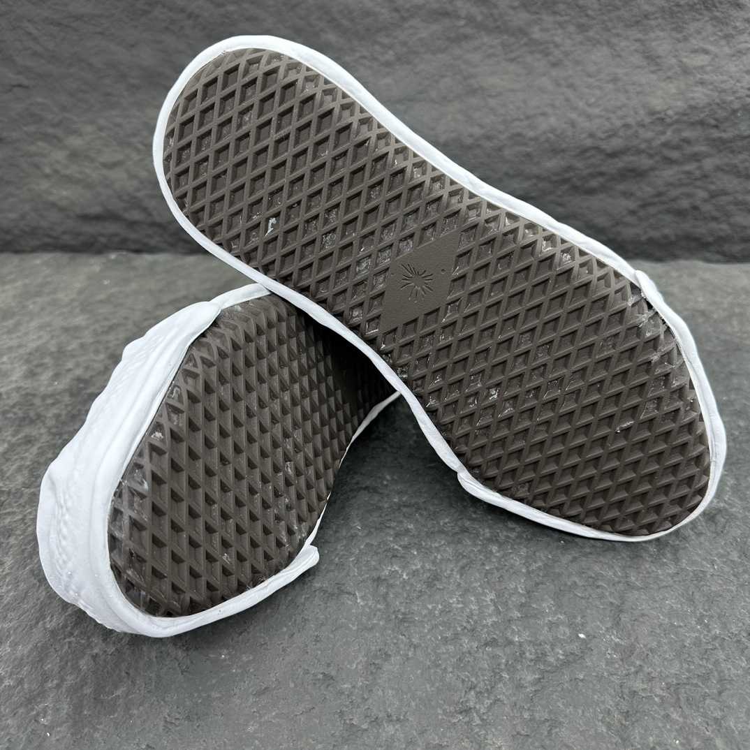 Maison Mihara Yasuhiro Hank Sneakers  - EUR FASHION