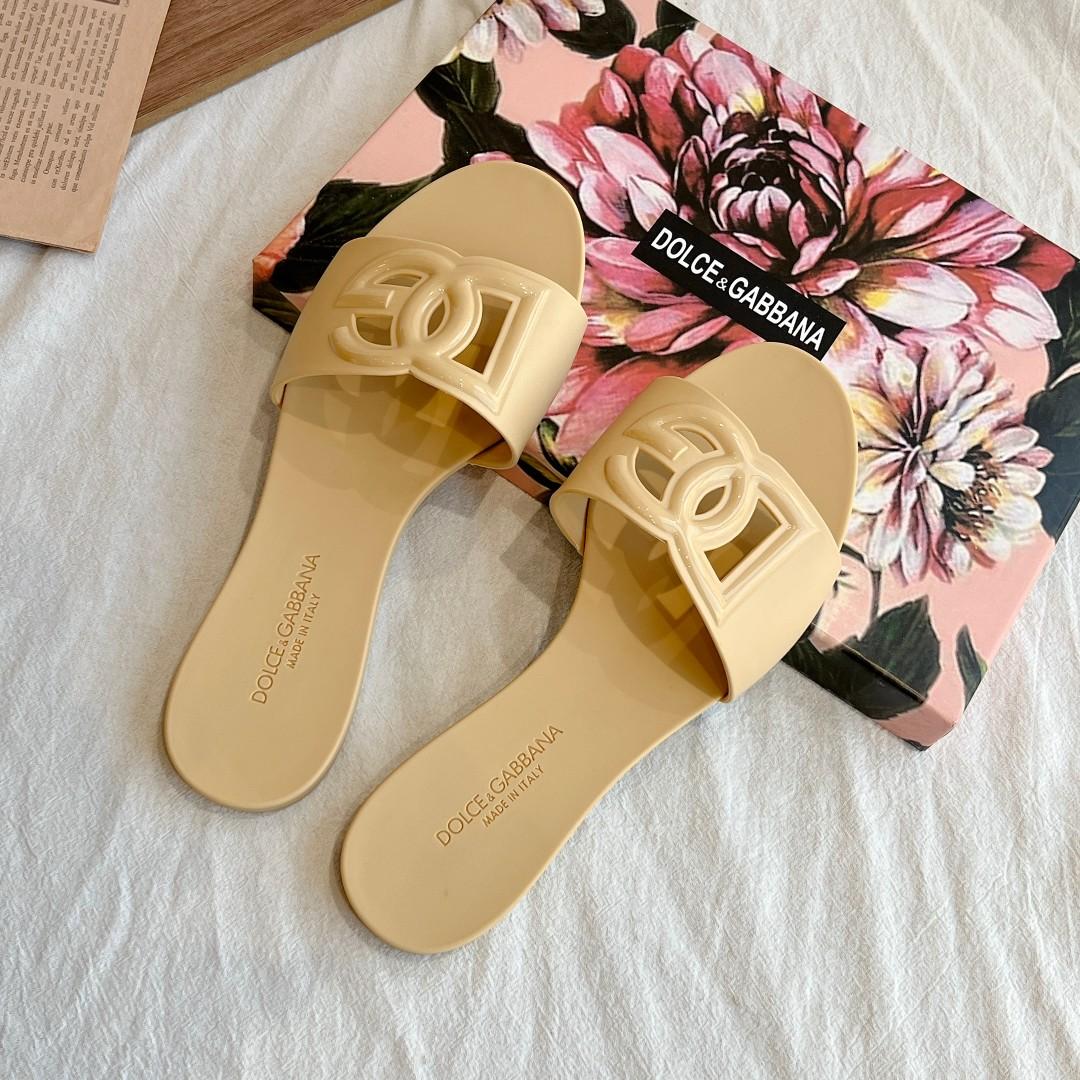 Dolce & Gabbana Women's Sandals - EUR FASHION