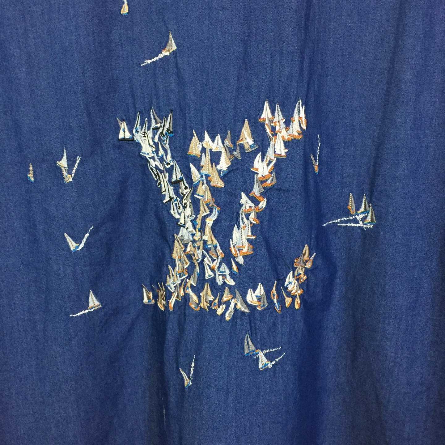 Louis Vuitton Embroidered Chambray Short-Sleeved Shirt   1AHVVX - EUR FASHION