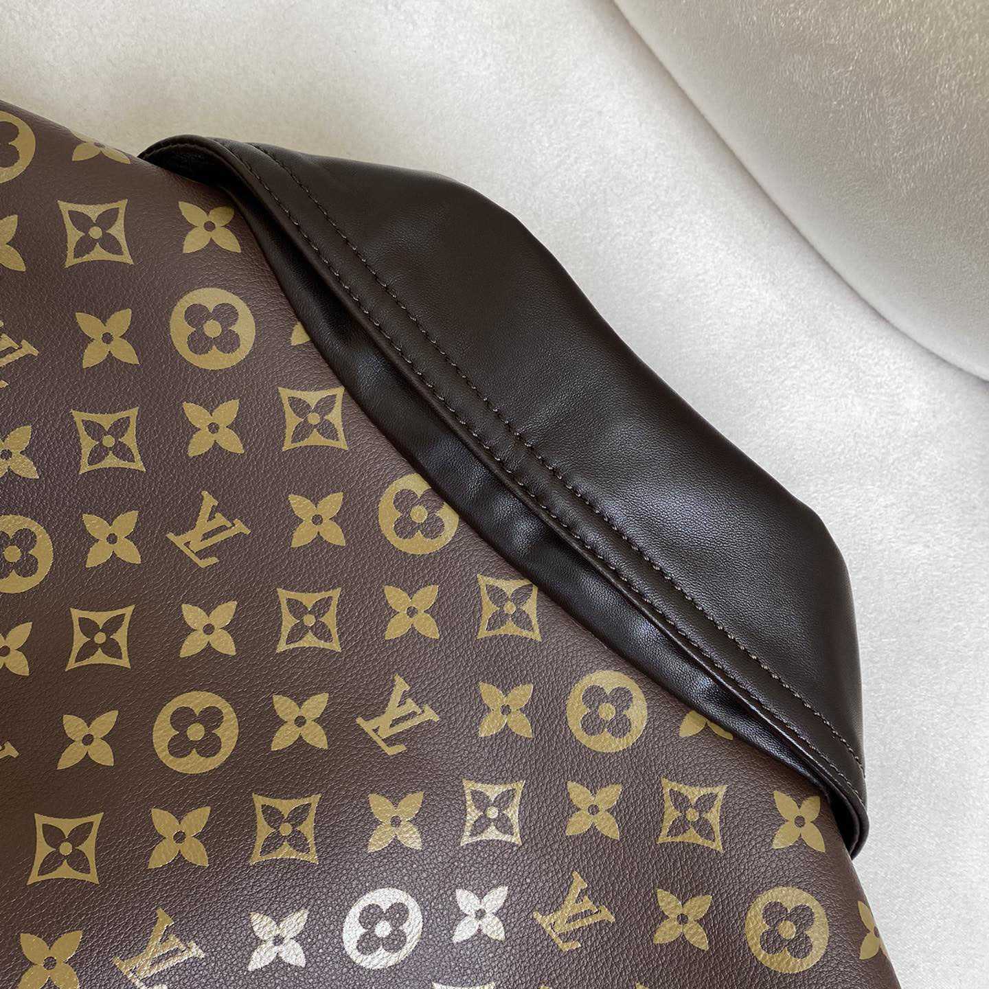 Louis Vuitton Embellished Leather Trucker Jacket  1AHBYF - EUR FASHION