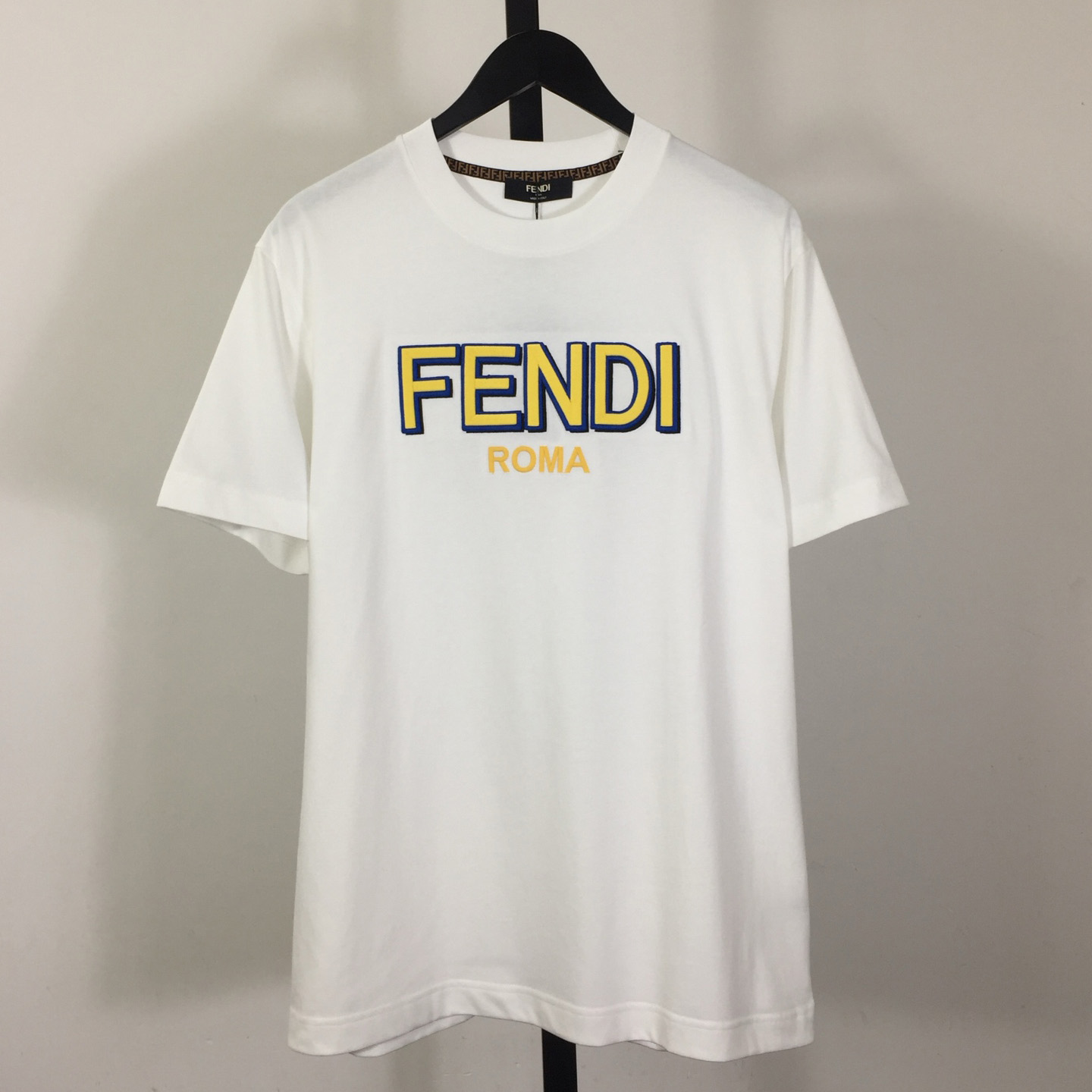  - EUR FASHION