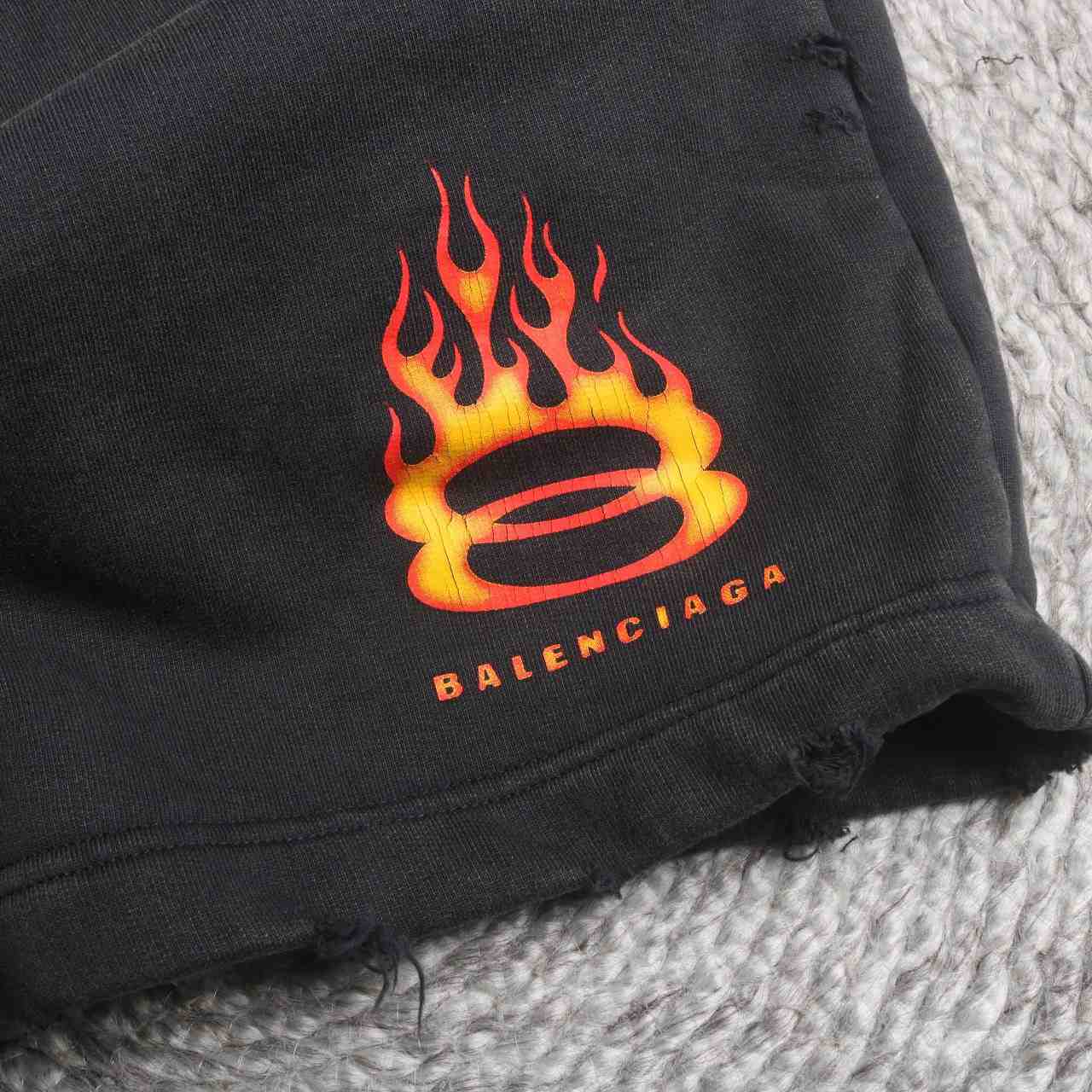 Balenciaga Burning Unity Arch Molleton Shorts  - EUR FASHION