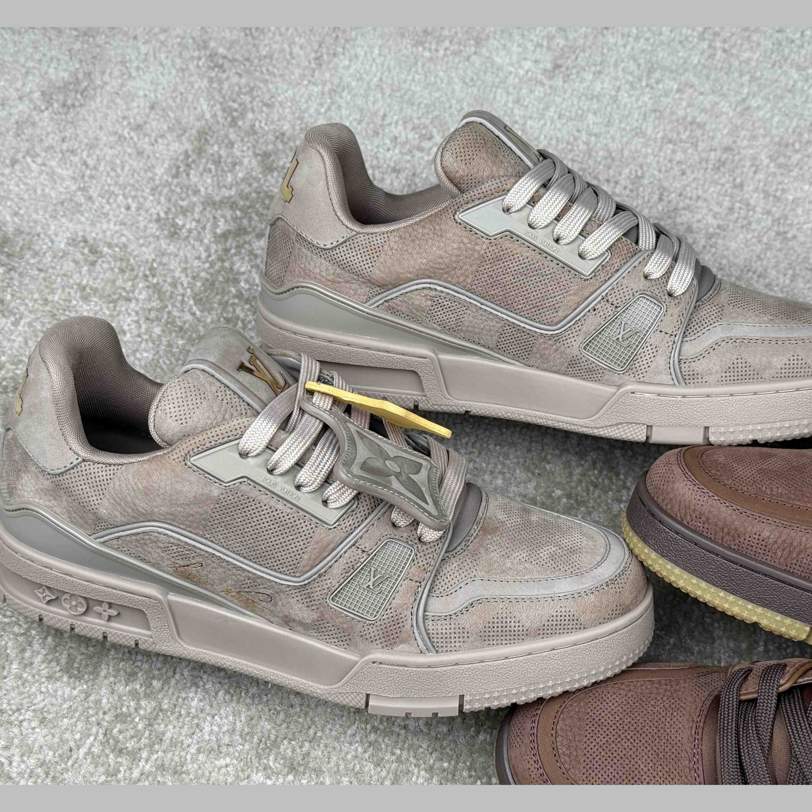 Louis Vuitton LV Trainer Sneaker   1AH622 - EUR FASHION