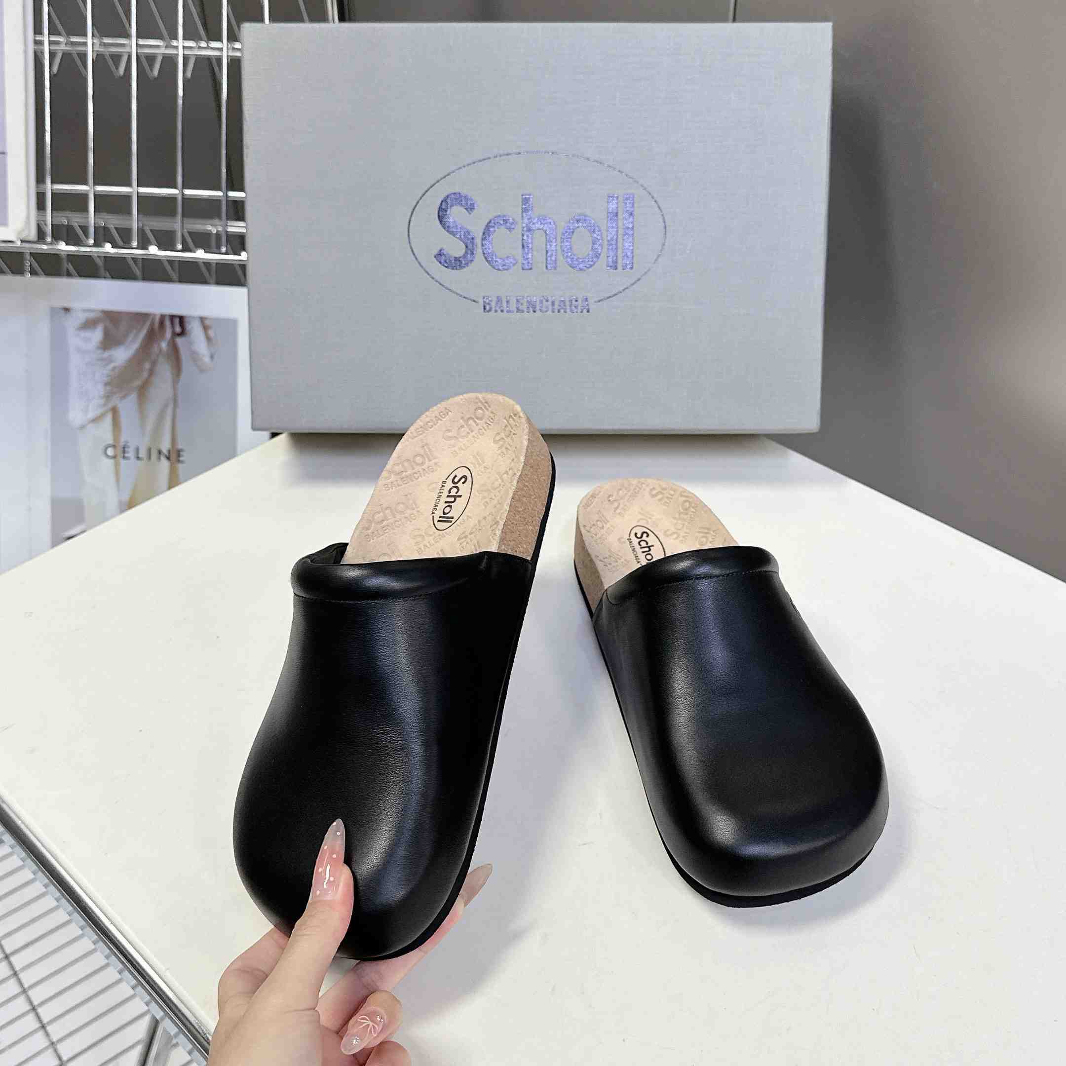 Balenciaga Scholl Flat Mule In Black - EUR FASHION