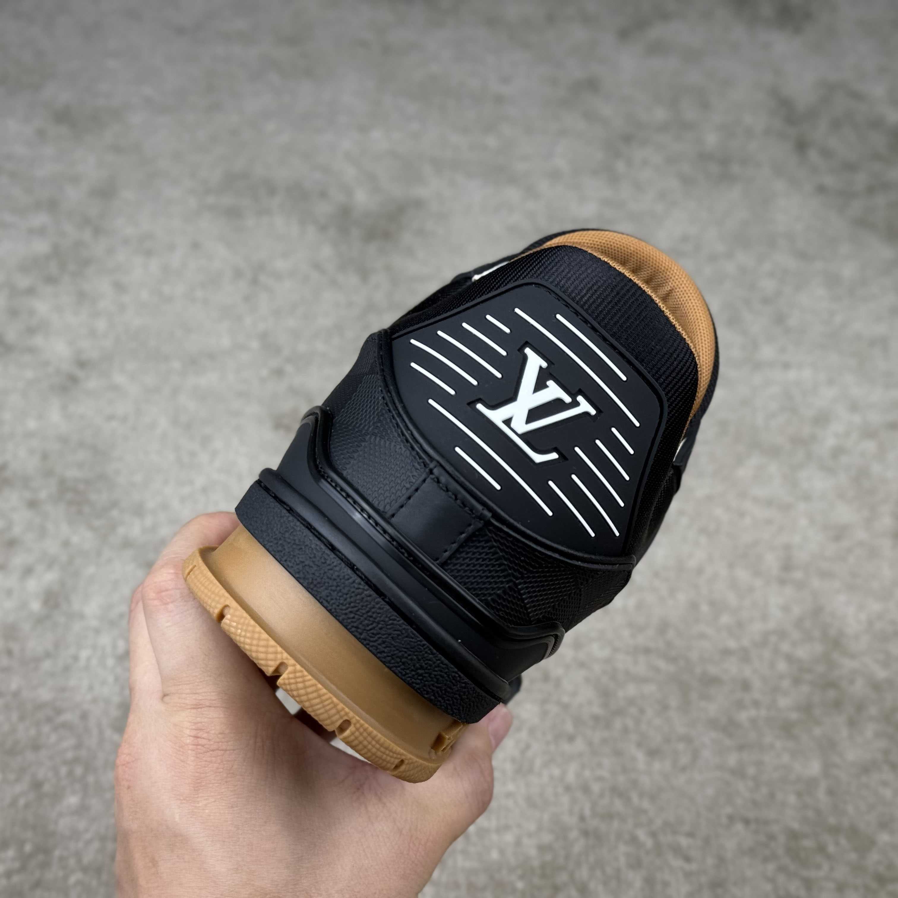 Louis Vuitton LV Trainer Sneaker   1AHTT5 - EUR FASHION