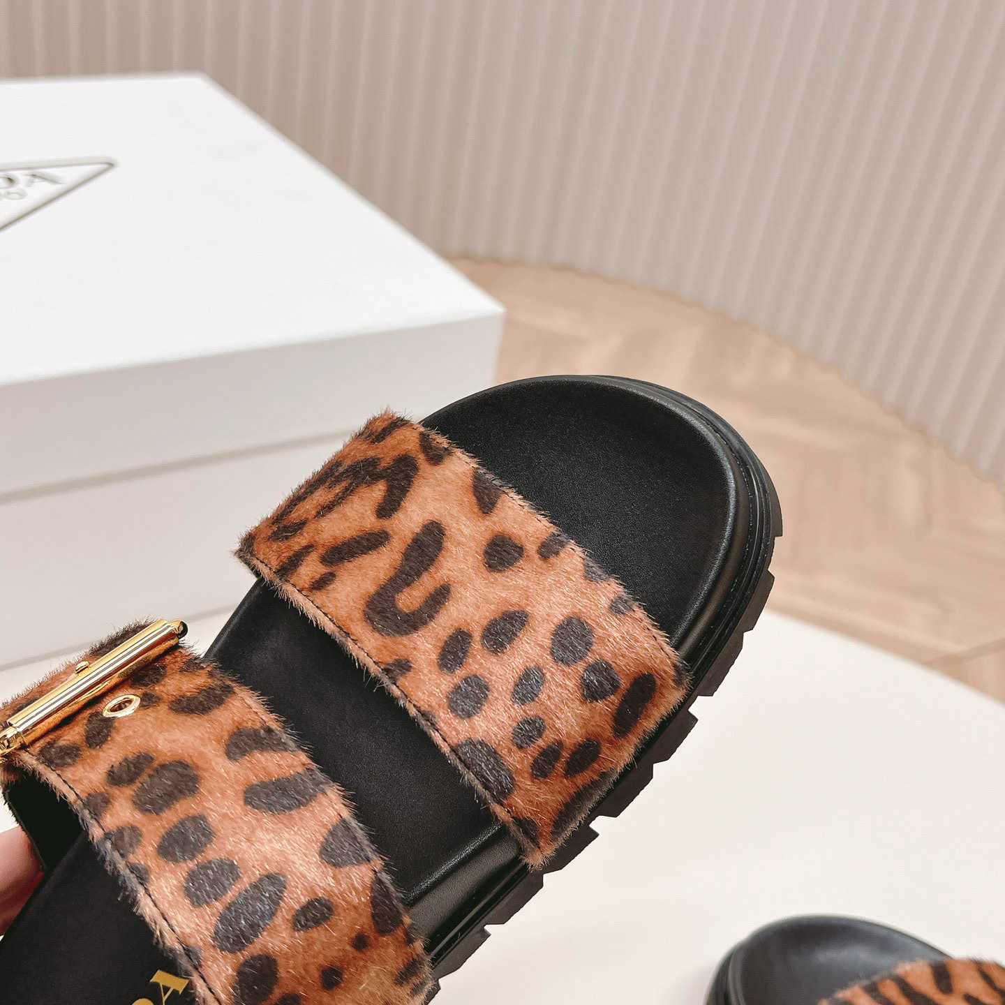 Prada Printed Leather Slides - EUR FASHION