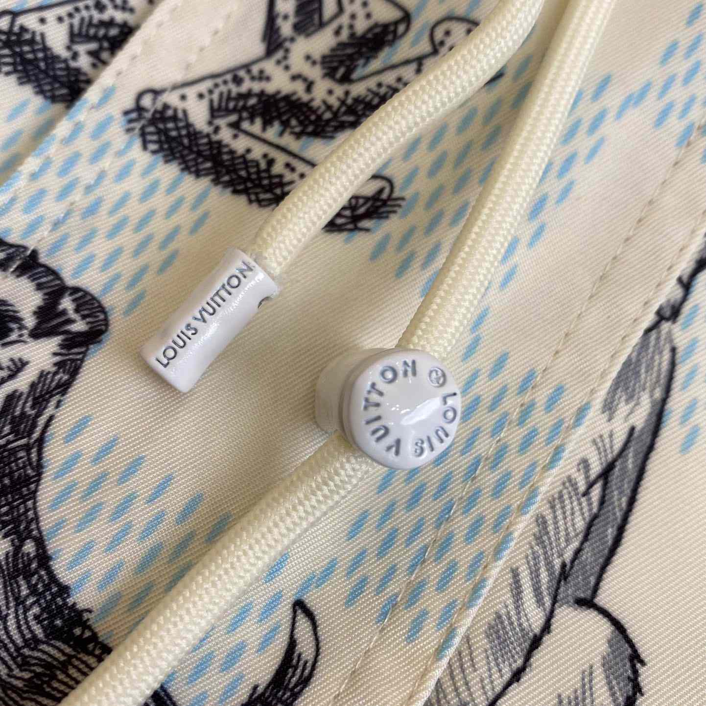 Louis Vuitton Damier Printed Hooded Anorak - EUR FASHION